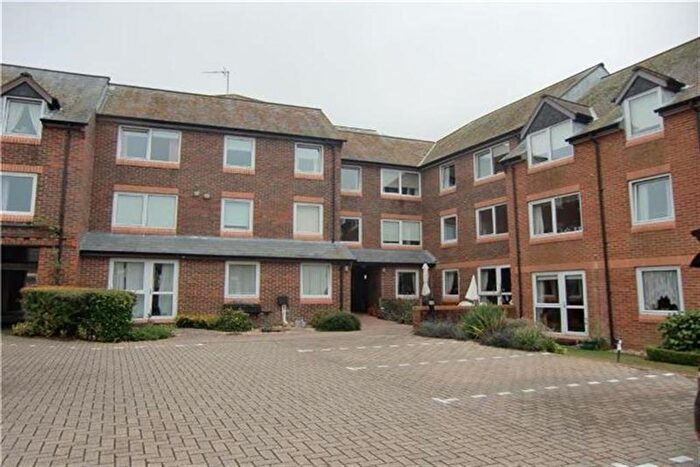 1 Bedroom Flat To Rent In Homebredy House, Bridport, DT6