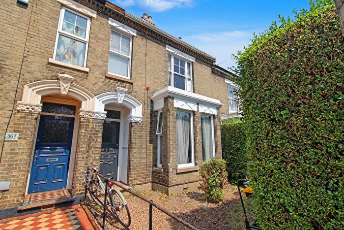 4 Bedroom Terraced House For Sale In Dereham Road, Norwich, NR2