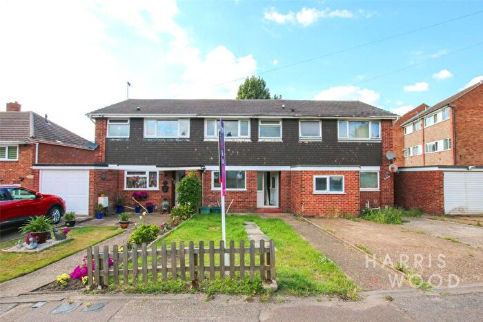 3 Bedroom Terraced House To Rent In Harwich Road, Colchester, Essex, CO4