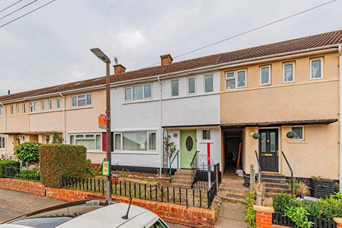 3 Bedroom Terraced House For Sale In St. Davids Crescent, Penarth, CF64