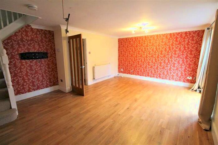 3 Bedroom Detached House To Rent In Calshot Avenue, Chafford Hundred, Grays, RM16