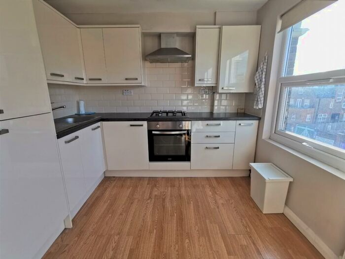 1 Bedroom Flat To Rent In Blackstock Road, London, N4