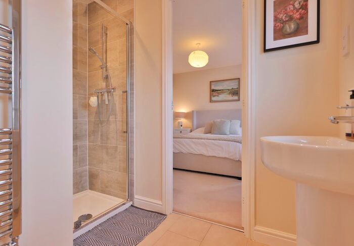 4 Bedroom Detached House To Rent In Miller Road, Clifton Moor, York, North Yorkshire, YO30