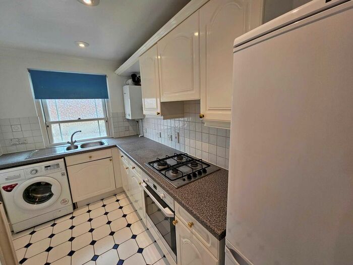 2 Bedroom End Of Terrace House To Rent In Orient Place, Canterbury, CT2