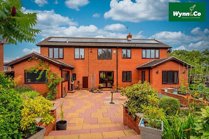 5 Bedroom Detached House For Sale In Snydale Avenue, Normanton, WF6