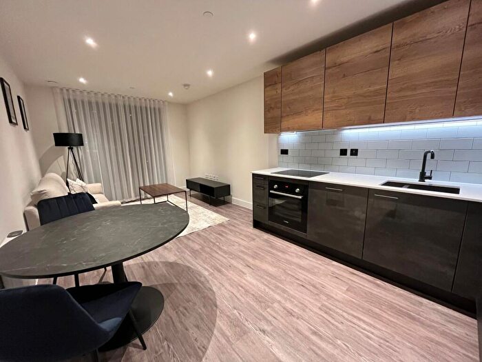 1 Bedroom Apartment To Rent In Belmont Row, Pitt Street, B4