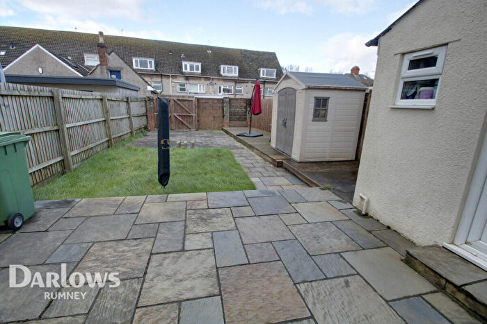3 Bedroom End Of Terrace House For Sale In Linden Grove, Cardiff, CF3