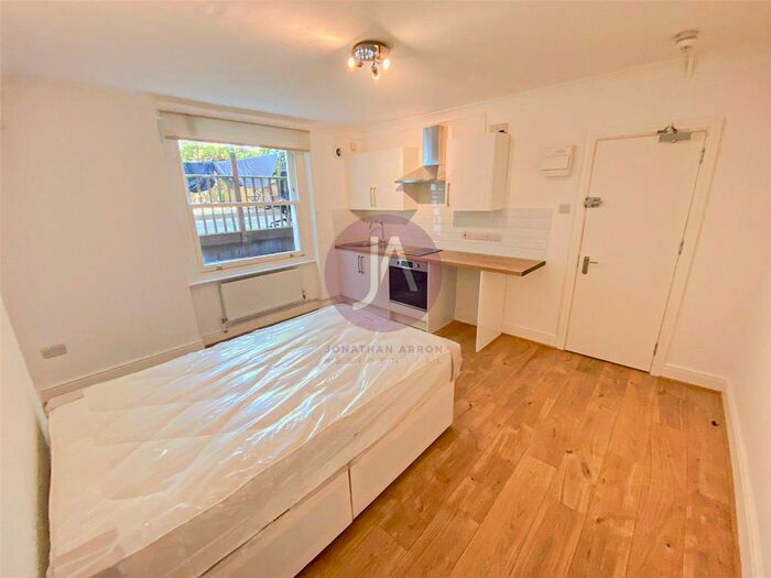 Studio To Rent In Belsize Road, South Hampstead, London, NW6