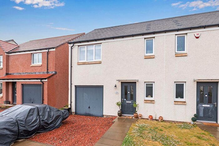 3 Bedroom Semi-Detached House For Sale In Innes Neuk, Wallyford, EH21