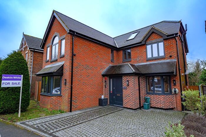 5 Bedroom Detached House For Sale In Nimrod Close, St Albans, AL4