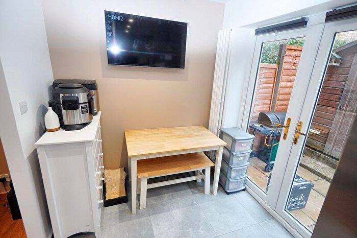 2 Bedroom Semi-Detached House For Sale In Hawthorne Road, High Wycombe, HP13