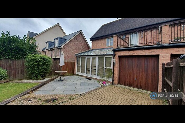 3 Bedroom Semi-Detached House To Rent In Colindale Street, Monkston Park, Milton Keynes, MK10