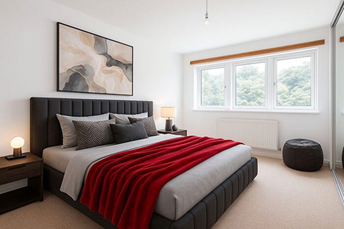 2 Bedroom Flat To Rent In Byron Way, Northolt, UB5