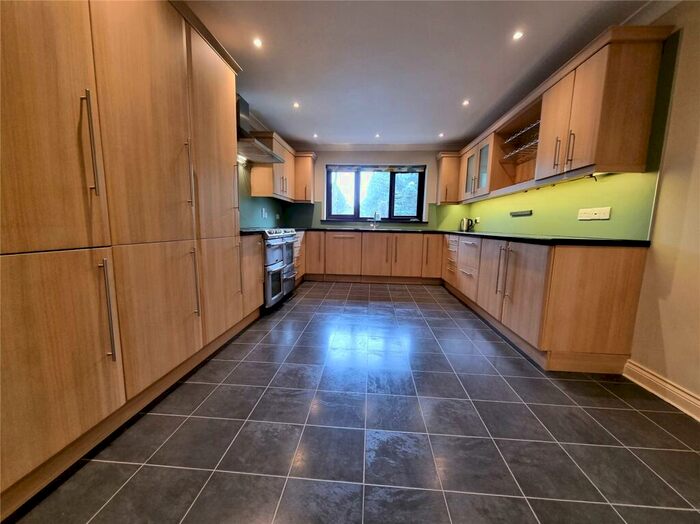 4 Bedroom Detached House To Rent In Launceston, Cornwall, PL15