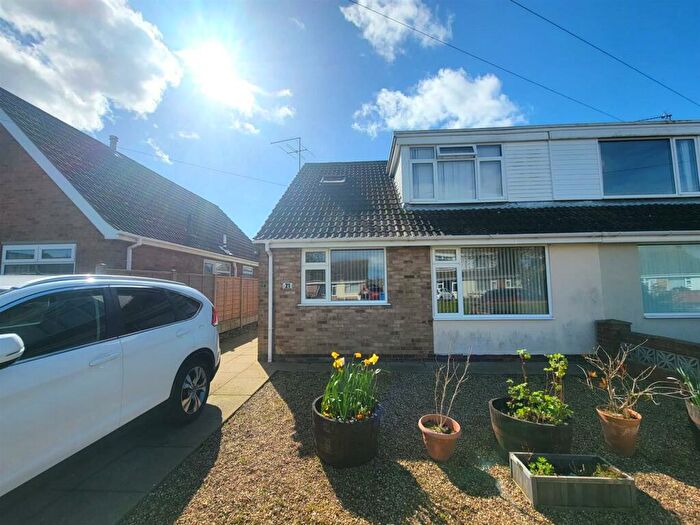 2 Bedroom House For Sale In Draycott Avenue, Hornsea, HU18