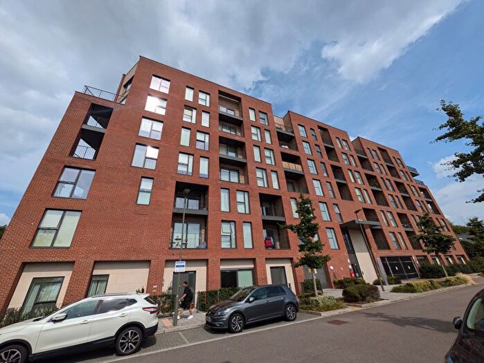 2 Bedroom Flat To Rent In Umber House, Colindale Gardens, NW9