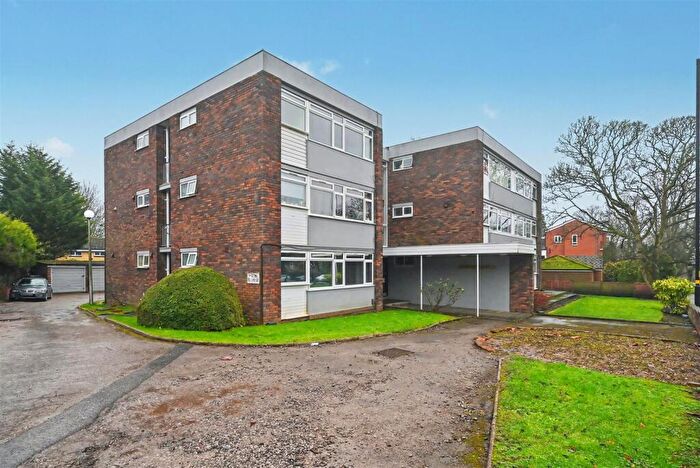 1 Bedroom Apartment For Sale In Harborne Court, Harborne Park Road, Harborne, Birmingham, B17