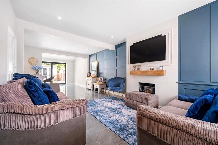3 Bedroom Semi-Detached House For Sale In Main Road, Sundridge, Sevenoaks, TN14