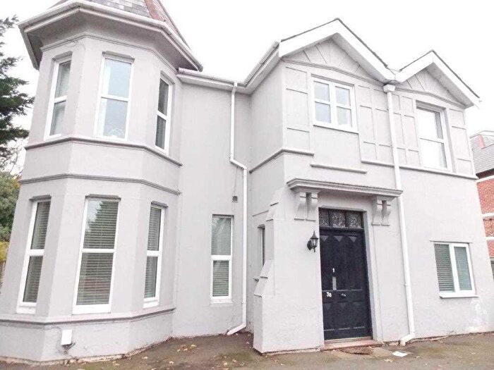 3 Bedroom Apartment To Rent In Wimborne Road, Winton, Bournemouth, BH3