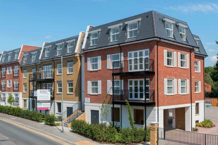 2 Bedroom Apartment To Rent In Oldfield Road, Maidenhead, Berkshire, SL6