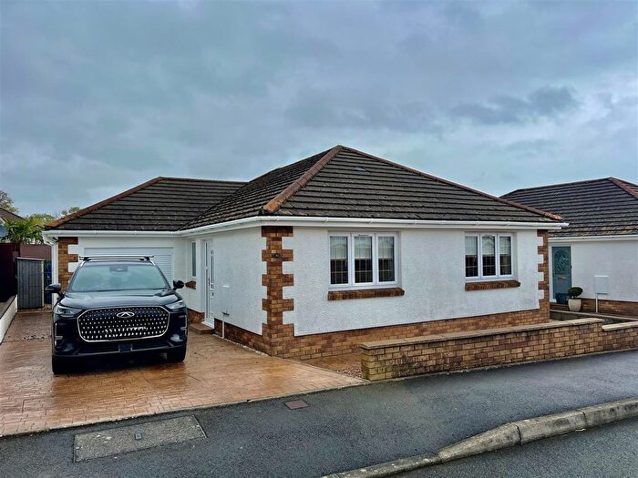 3 Bedroom Detached Bungalow For Sale In Clos Nant-Y-Ci, Saron, Ammanford, SA18