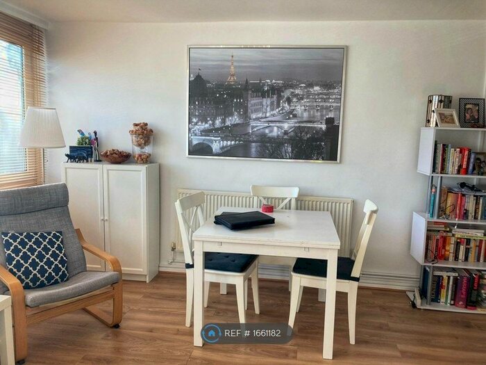 2 Bedroom Maisonette To Rent In Snowshill Road, London, E12