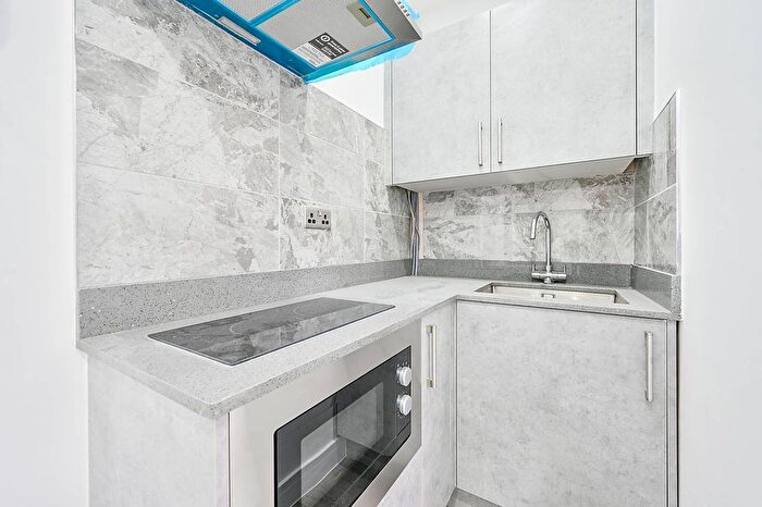 1 Bedroom Studio To Rent In High Street, West Drayton, UB7