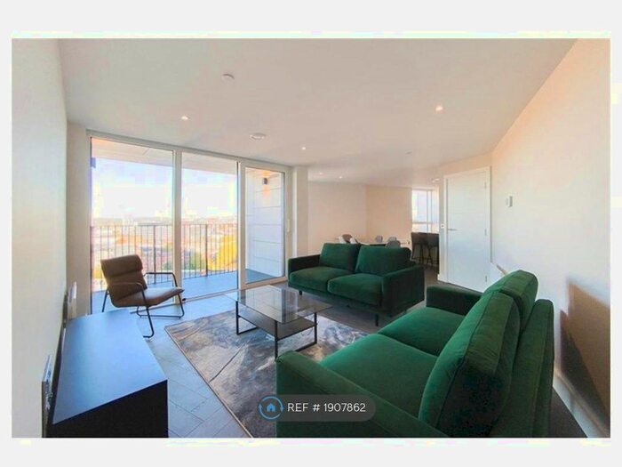 2 Bedroom Flat To Rent In Castle Wharf, Manchester, M15
