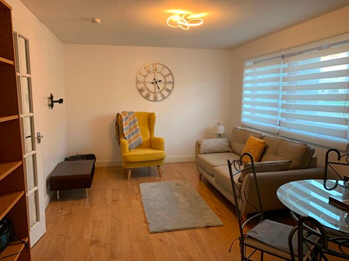 1 Bedroom Flat To Rent In Urquhart Terrace, City Centre, Aberdeen, AB24