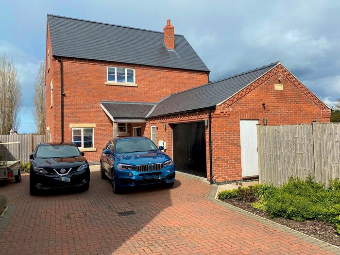5 Bedroom Detached House For Sale In Pitomy Drive, Collingham, Newark, NG23
