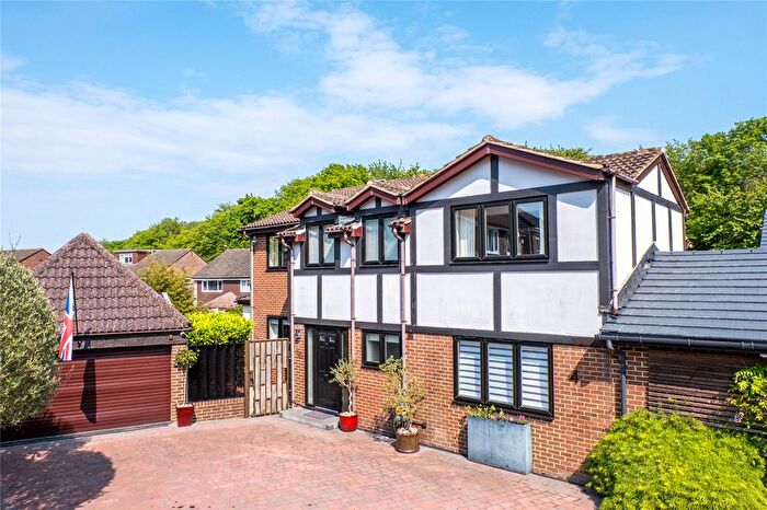 4 Bedroom Detached House For Sale In Lavenda Close, Hempstead, Gillingham, Kent, ME7