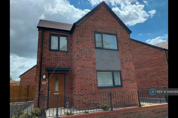 4 Bedroom Detached House To Rent In Clowes Street, Manchester, M12