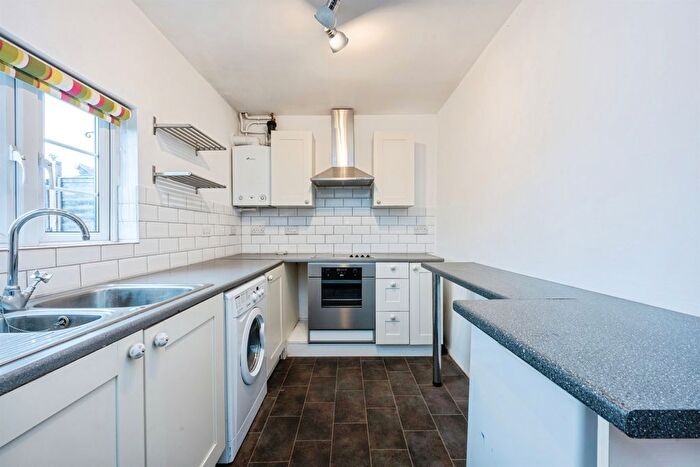 2 Bedroom Terraced House For Sale In Tring Road, Wendover, Aylesbury, HP22