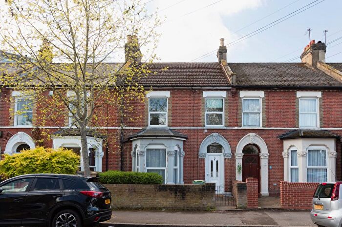 3 Bedroom Terraced House For Sale In Clarence Road, Manor Park, London, E12
