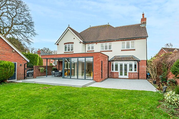 4 Bedroom Detached House For Sale In Lethbridge Park, Bishops Lydeard, Taunton, TA4