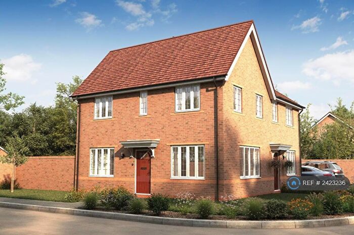 3 Bedroom Semi-Detached House To Rent In Kale Drive, Gloucestershire, GL2