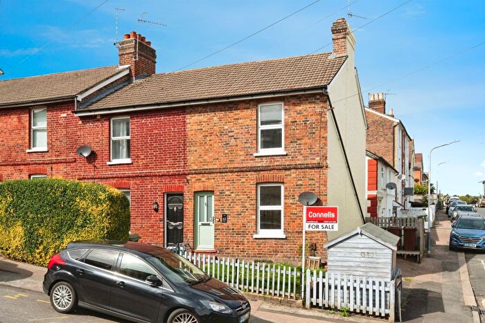 2 Bedroom End Terrace House For Sale In Albion Road, Tunbridge Wells, TN1