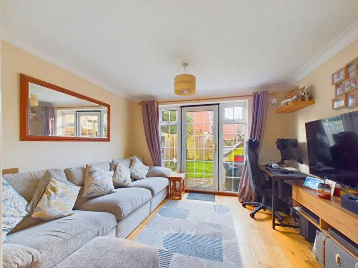 2 Bedroom Terraced House For Sale In Brockhurst Close, Horsham, RH12