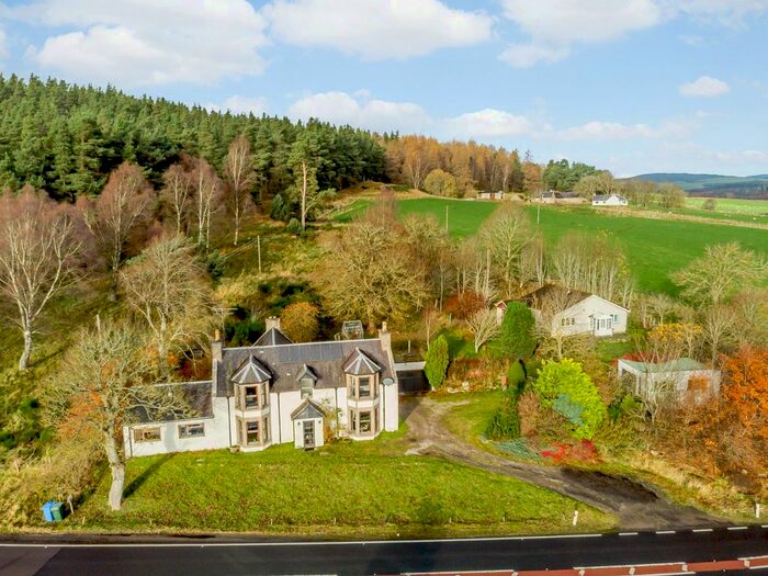 4 Bedroom Detached House For Sale In Glengynack House &amp; Cottage, Dulnain Bridge, Grantown-On-Spey, Morayshire PH26