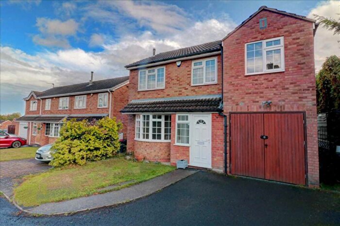 3 Bedroom Detached House For Sale In Temple Way, Coleshill, B46