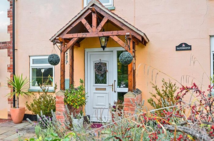 4 Bedroom Detached House For Sale In Broad Lane, Sykehouse, DN14