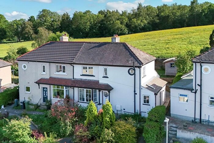 3 Bedroom Semi-Detached House For Sale In Lynton Drive, Shipley, BD18
