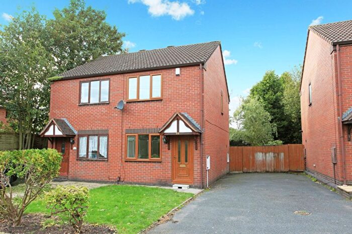 2 Bedroom Semi-detached House To Rent In Weavers Court, Telford, TF2