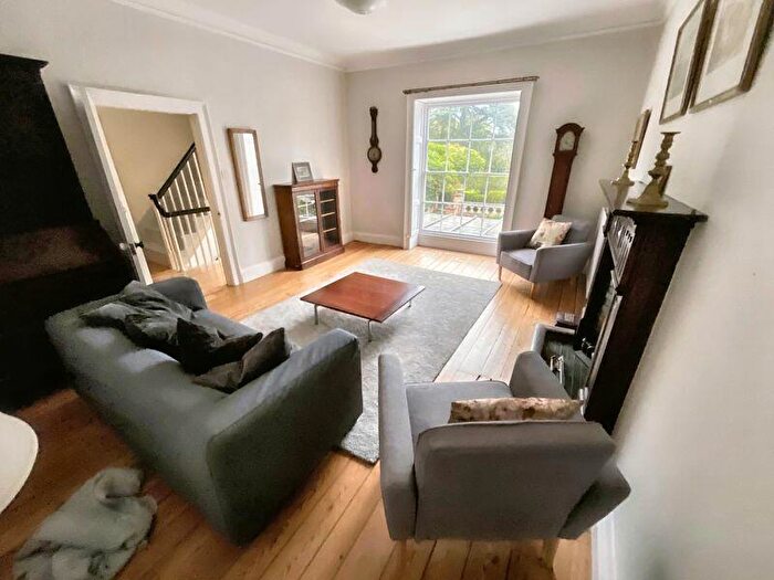 5 Bedroom House To Rent In Christchurch Town Centre, BH23