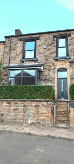 2 Bedroom Semi-Detached House To Rent In College Street, Birstall, Batley, WF17