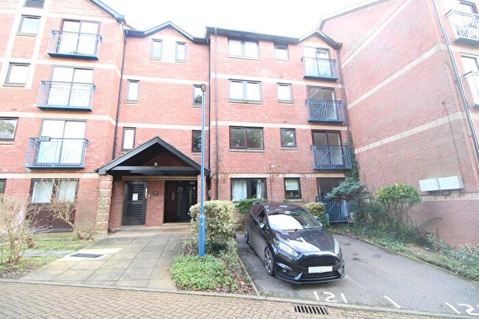 2 Bedroom Flat To Rent In Claremont Heights, Colchester, CO1