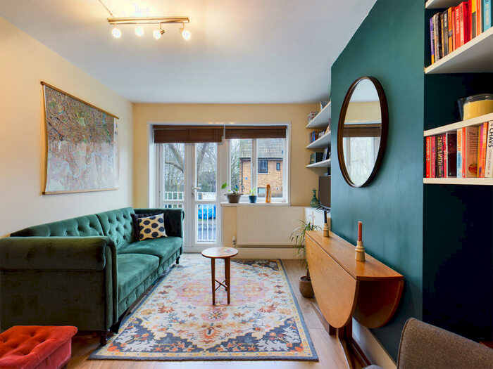 1 Bedroom Flat To Rent In Monclar Road Peckham London, SE5