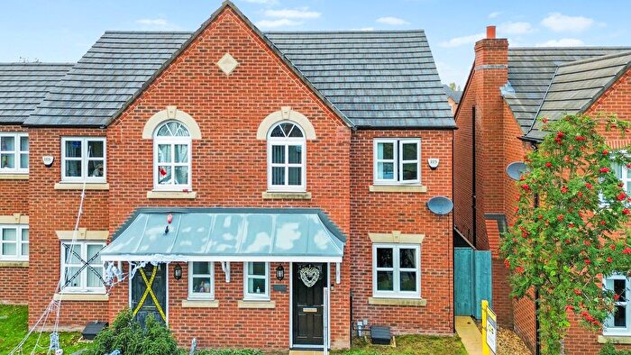 3 Bedroom End Terrace House For Sale In City Road, St. Helens, WA10