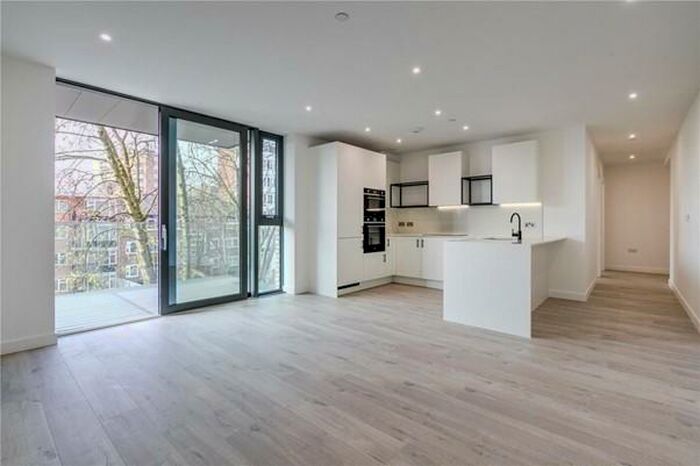 2 Bedroom Apartment To Rent In Willowbrook House, Coster Avenue, London, N4