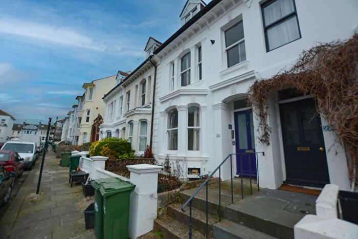 2 Bedroom Apartment To Rent In Flat, Vere Road, Brighton, BN1